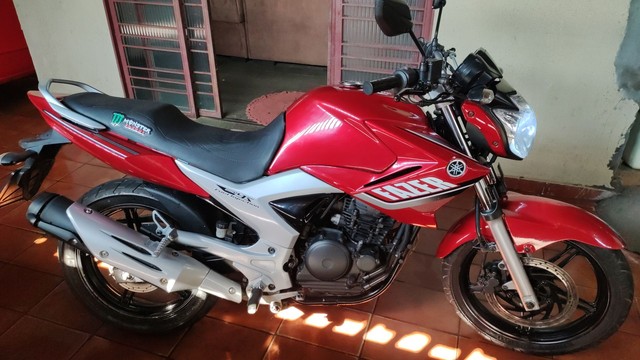 FAZER 14/15 R$ 13.000 A VISTA