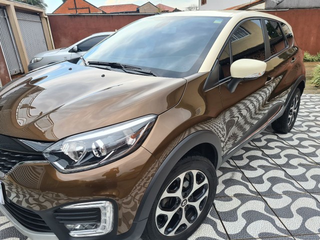 CAPTUR IMPECÁVEL, COM 24 MIL KM RODADOS