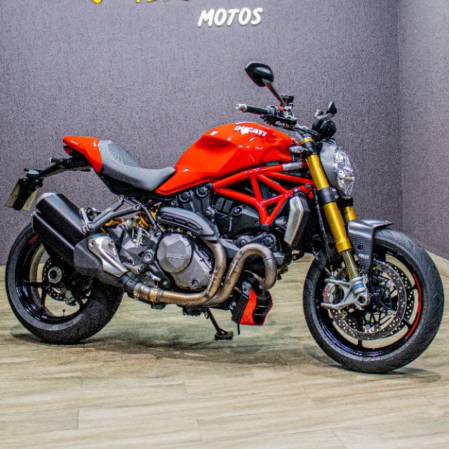 DUCATI MONSTER 1200 BAIXO KM IMPECÁVEL