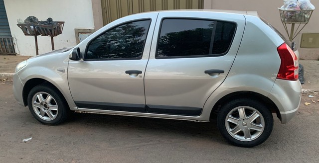 VENDO RENAUT SANDERO EXPRESSION 1.6 2013/13