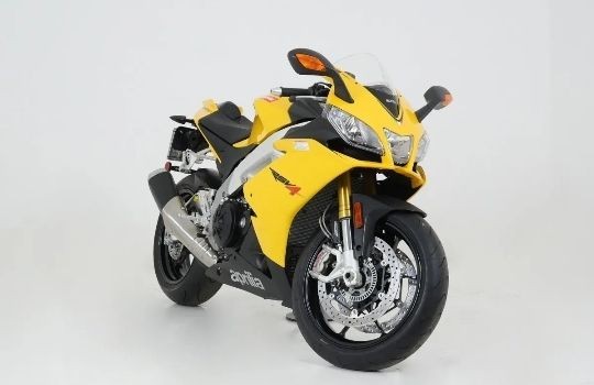 MOTO APRILIA RSV