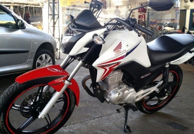 TITAN EX 2015