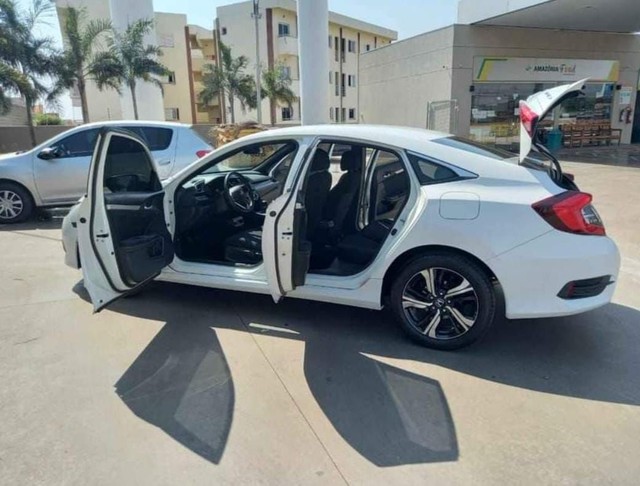 CARRO CIVIC 2018 SPORT AUTOMÁTICO