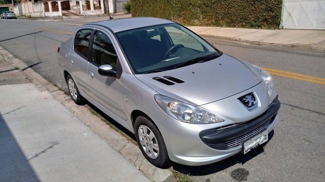 PEUGEOT SEDAN PASSION XR 2010