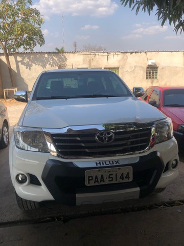 HILUX SRV 2015