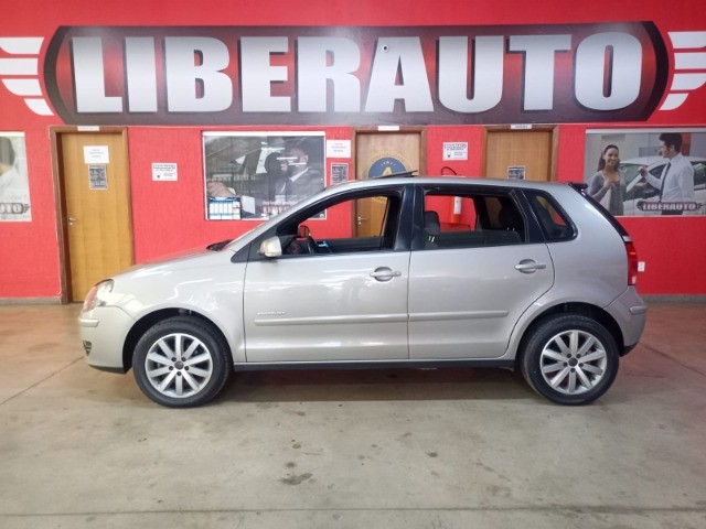 polo 1.6 com teto solar