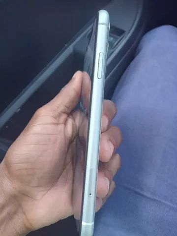 iPhone 11 64GB Branco  - Foto 3
