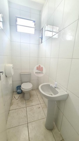 Excelente ponto comercial com 7 lojas para aluguel na Kalilandia REF: 6675