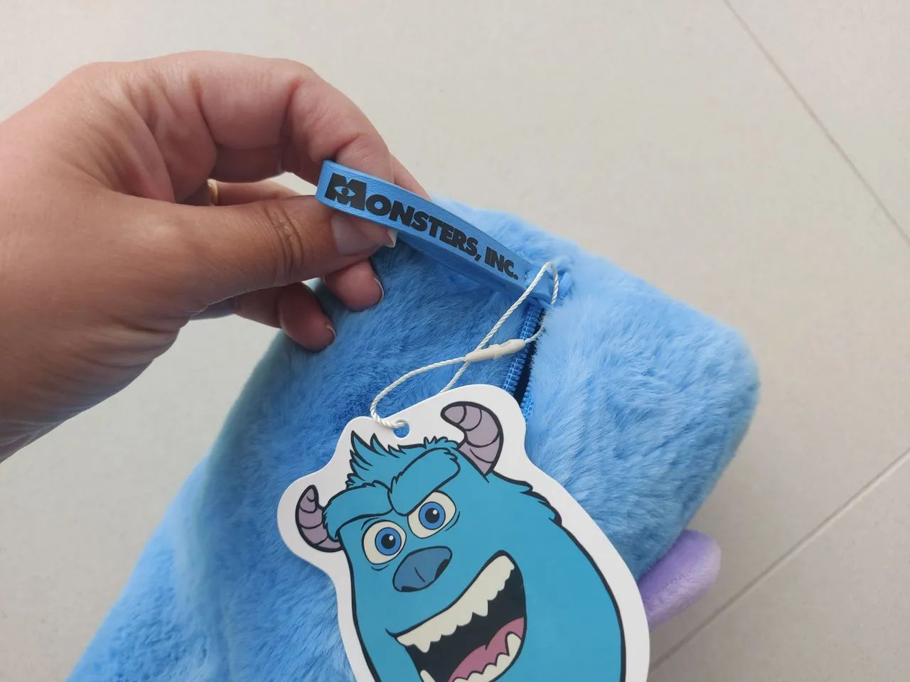 Necessaire Pelúcia Monstros SA - Foto 3