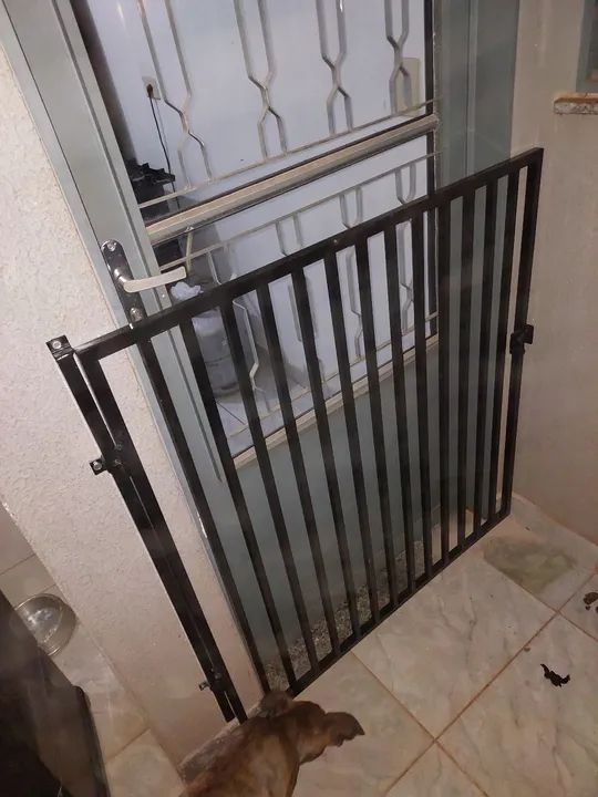 Portãozinho para corredor  - Foto 4