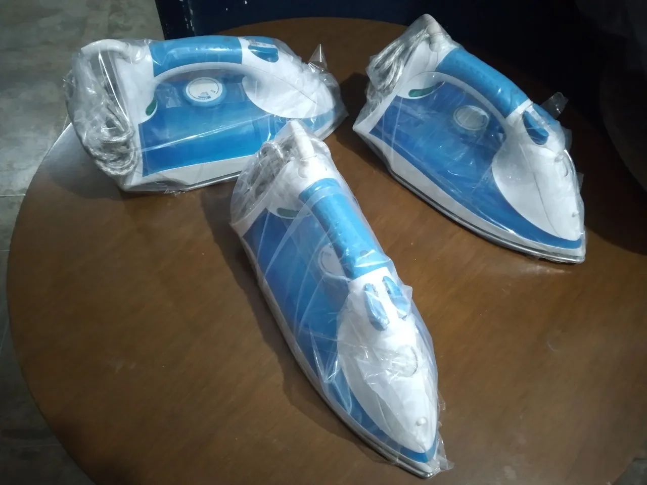 Batedeira philips walita  3 peças + 3 ferro elétrico a vapor  celta - Foto 3