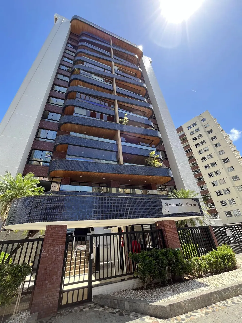 Apartamento para alugar no condomínio Omega, bairro 13 de Julho