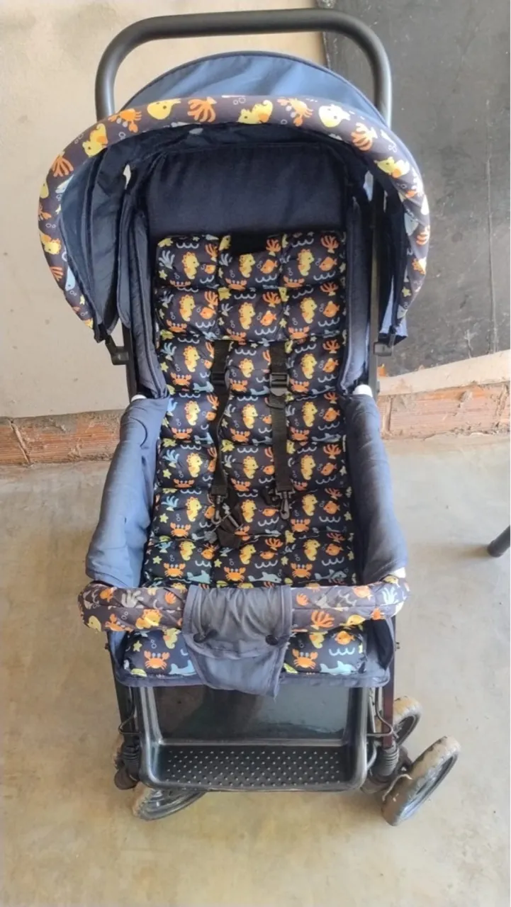 carrinho de bebê
