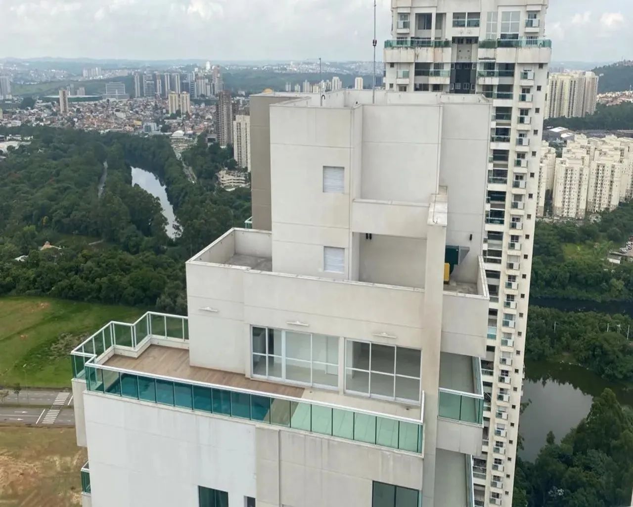 APARTAMENTO RESIDENCIAL em BARUERI - SP, ALPHAVILLE EMPRESARIAL - Foto 3