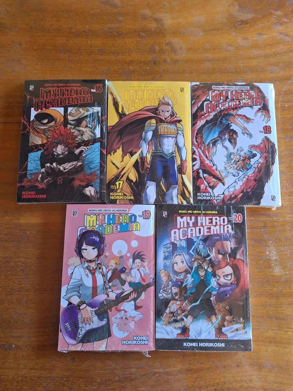 Mangá My Hero Academia vol 16 ao 20