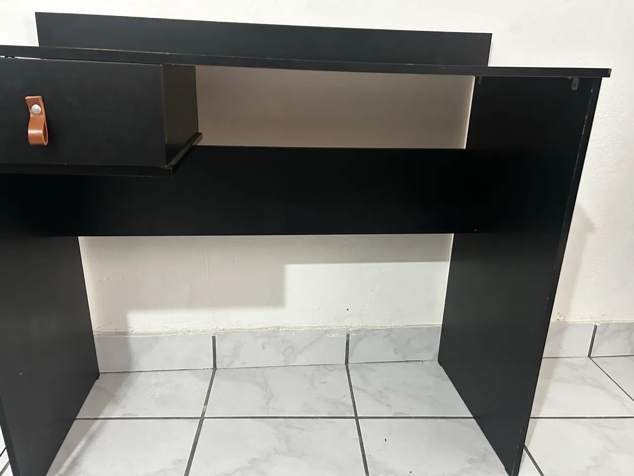 Escrivaninha / Mesa de Estudo Minimalista - Com Gaveta - Foto 3