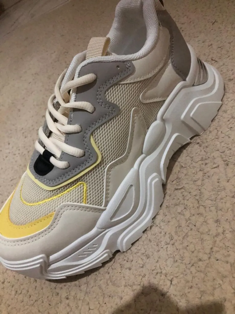 Tênis Casual Feminino Confortável