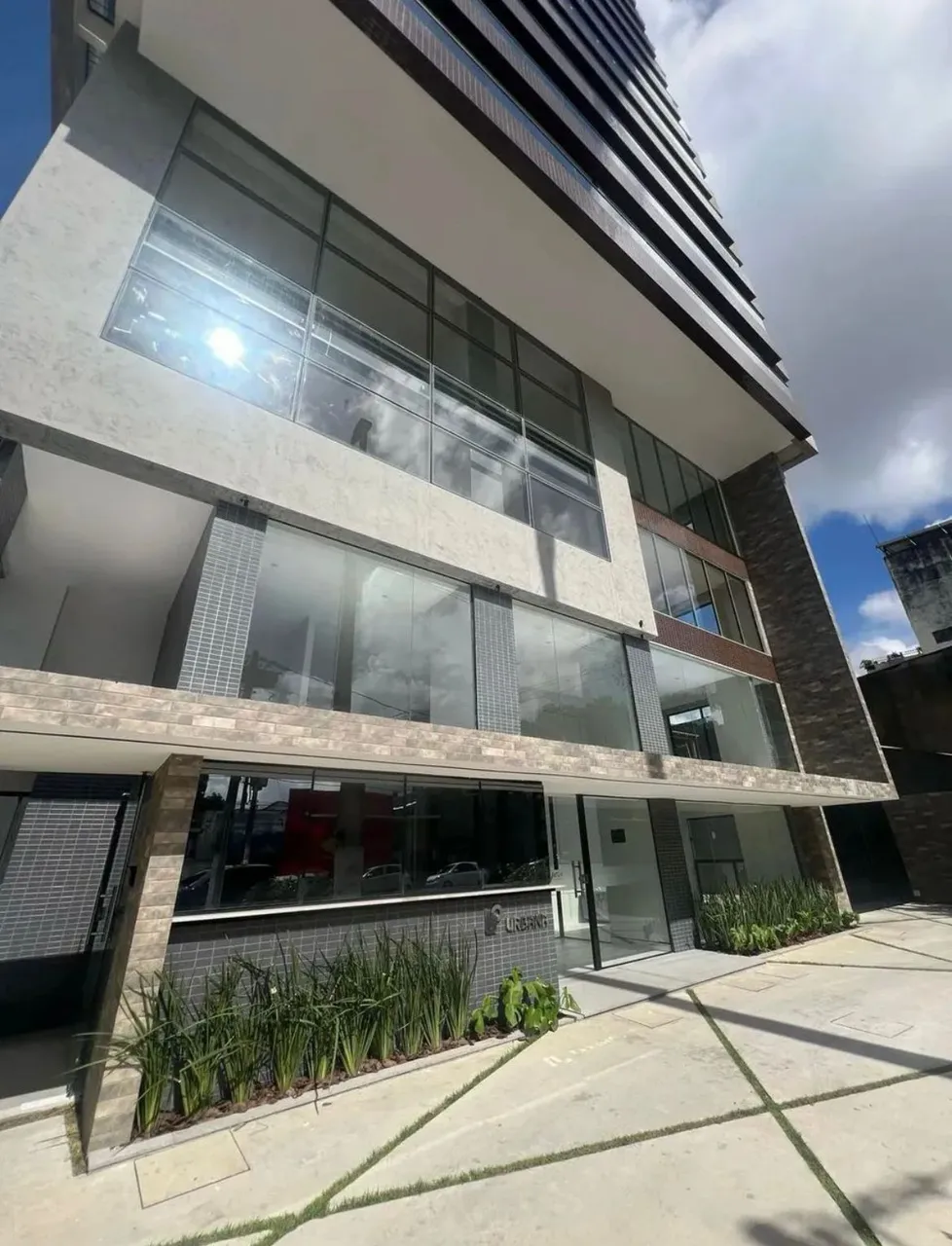 Vendo ou Alugo Apartamento novo em São Brás com 3 quartos, 2 vagas semi mobiliado Ed. you