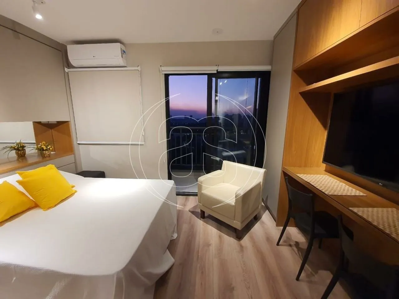 STUDIO PARA LOCAÇÃO EM MOEMA DE 28M²