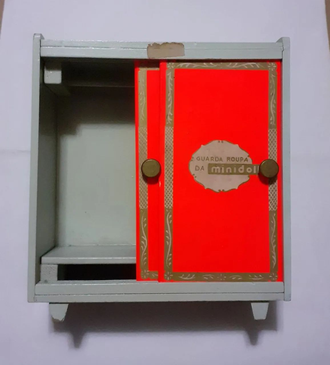 Guarda roupa minidol estrela antigo 
