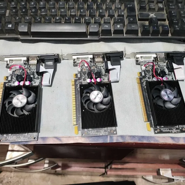 Placas de video GT 610 - GT 210 - R5 230