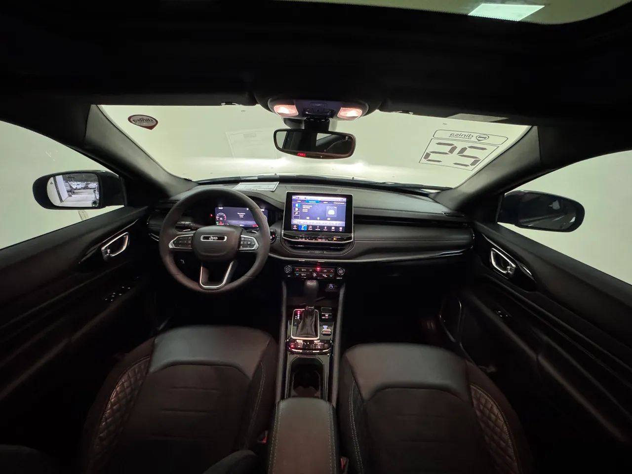 Jeep Compass Black Hurricane 2.0 4X4 TB Aut. 2025 - Foto 5