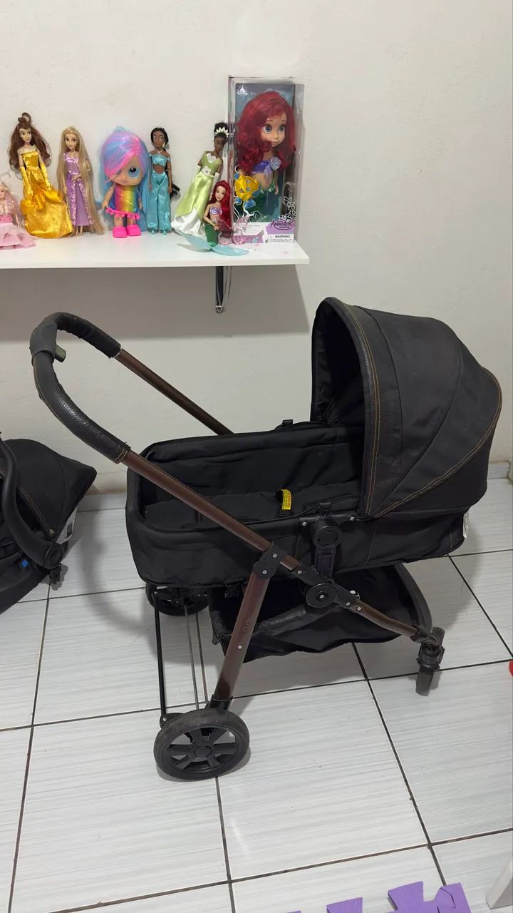 Carrinho Moisés e bebê conforto Galzerano