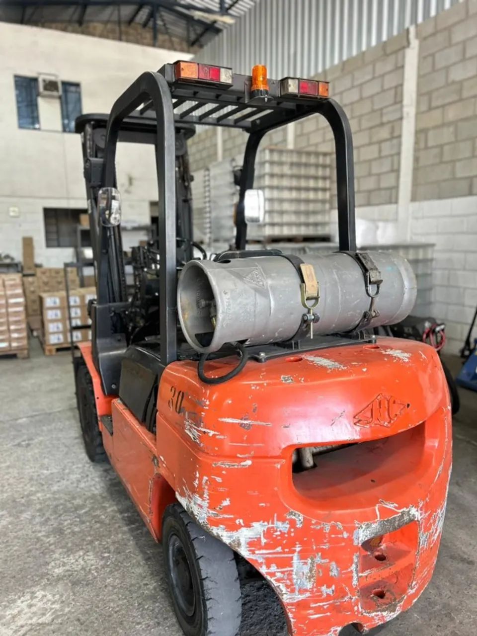 Vendo Empilhadeira Hangcha 2.5 Kg - Foto 4