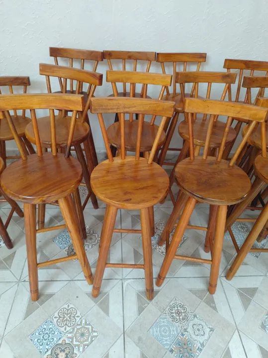 Banqueta madeira maciça peroba