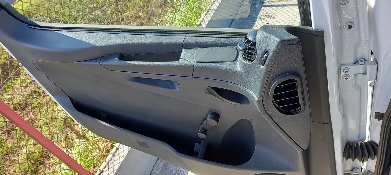 Cavalo mecânico Axor 3344  Ano 2022 Baixo Km - Foto 9