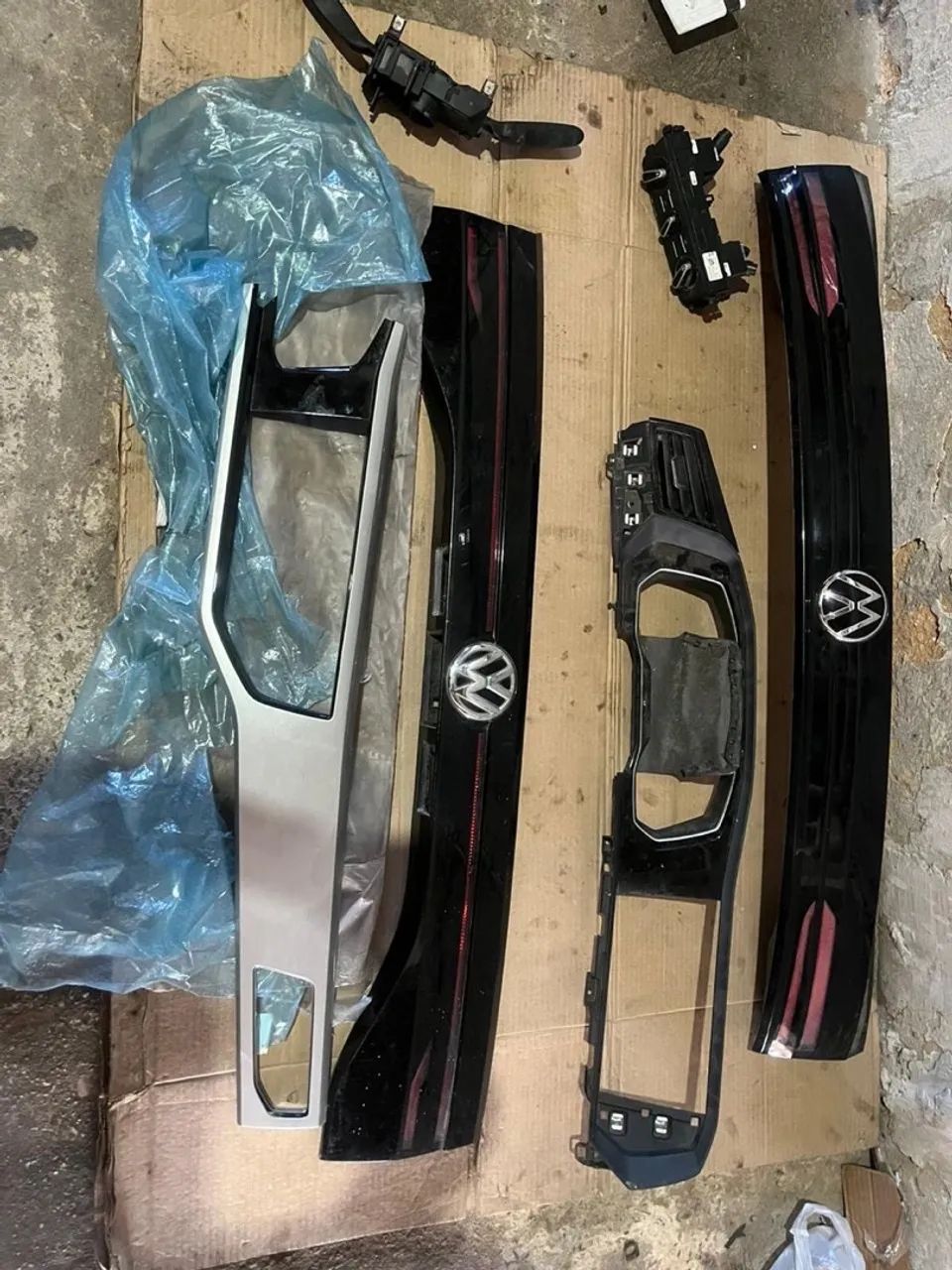Painel Traseiro com Acabamento para VW T-Cross - Foto 3