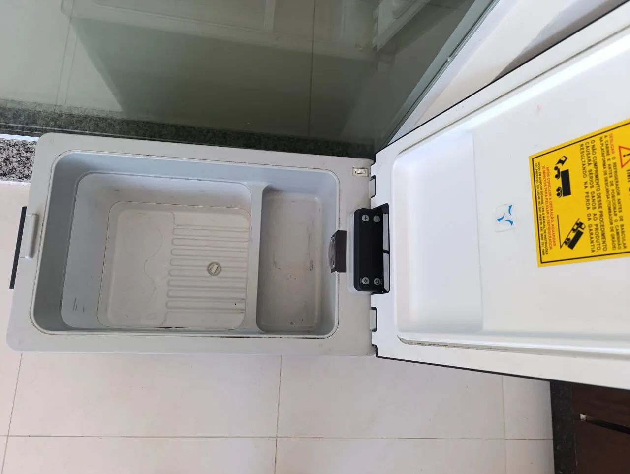 Geladeira de para caminhões  31 Litros da Resfriar - Foto 2