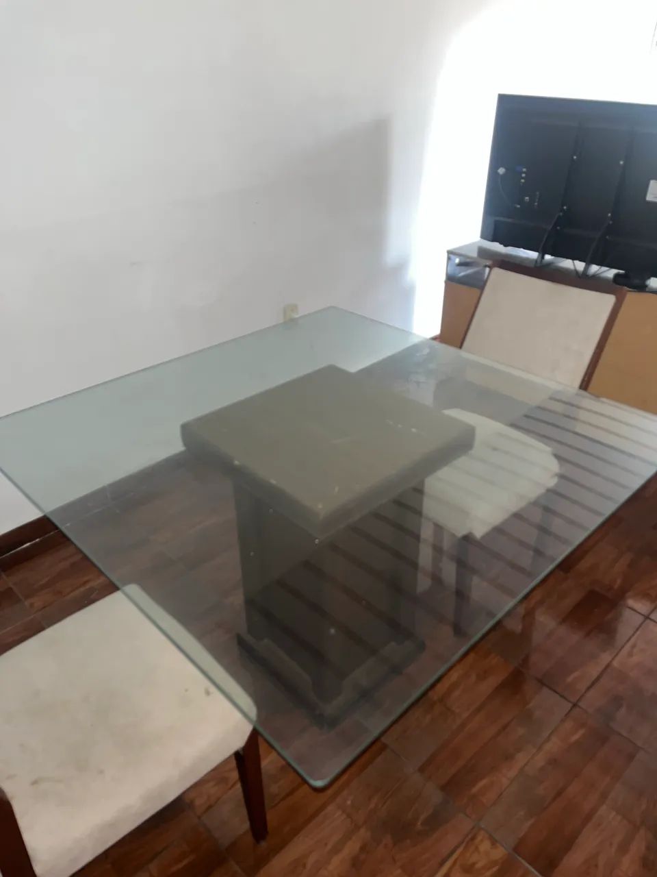 MESA DE VIDRO TEMPERADO COM MADEIRA MACIÇA (PERFEITA)64520805885442122