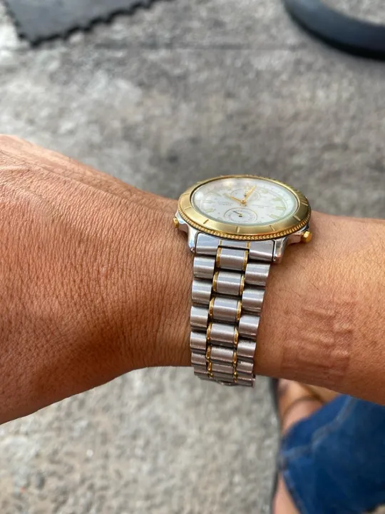 CITIZEN PARADO