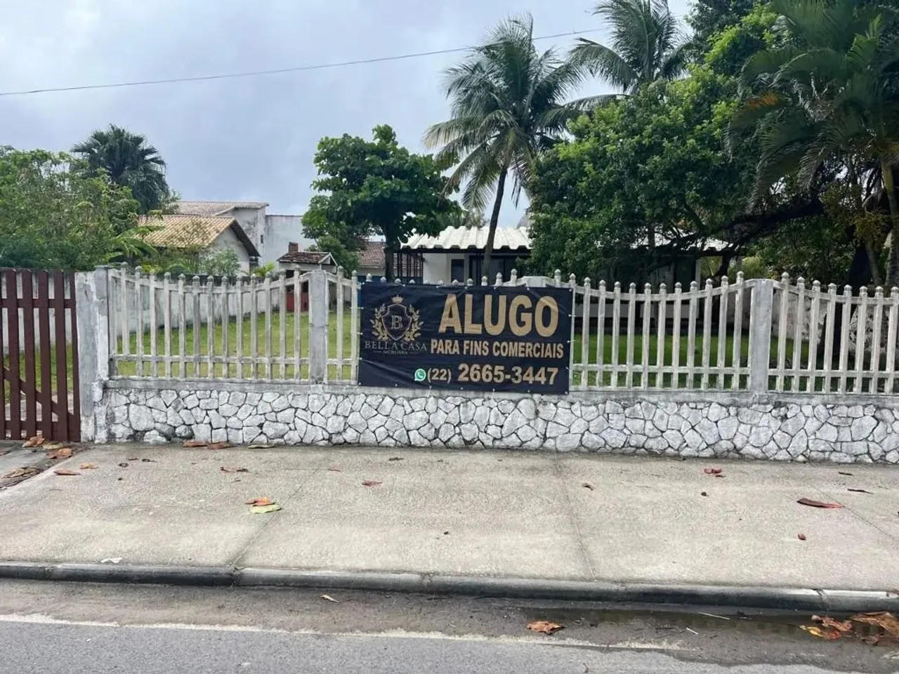 Casa com 3 dormitórios para alugar, 250 m² por R$ 10.000,00/mês - Pontinha - Araruama/RJ