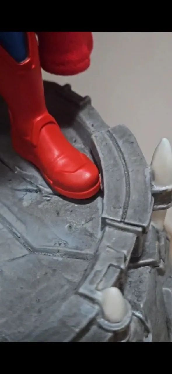 Action Figure Superman Unleashed 1/10 Iron Studios - Foto 3