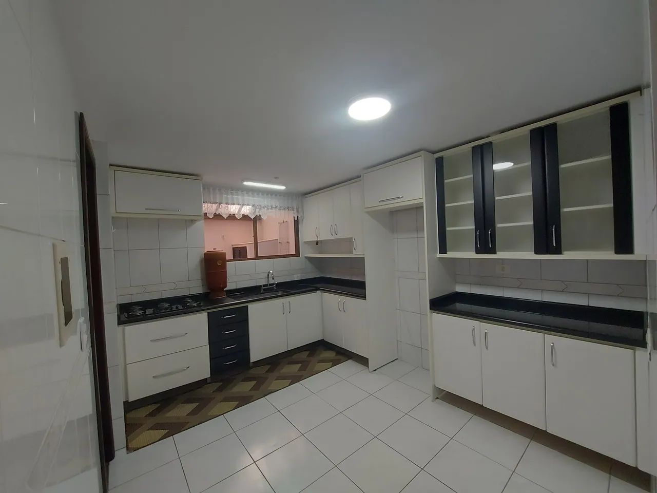 Aconchegante, seguro e semi-mobiliado! - Foto 4