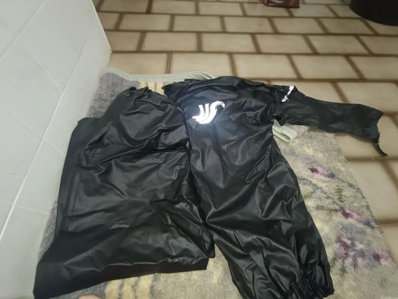 Capa de chuva alba tamanho G