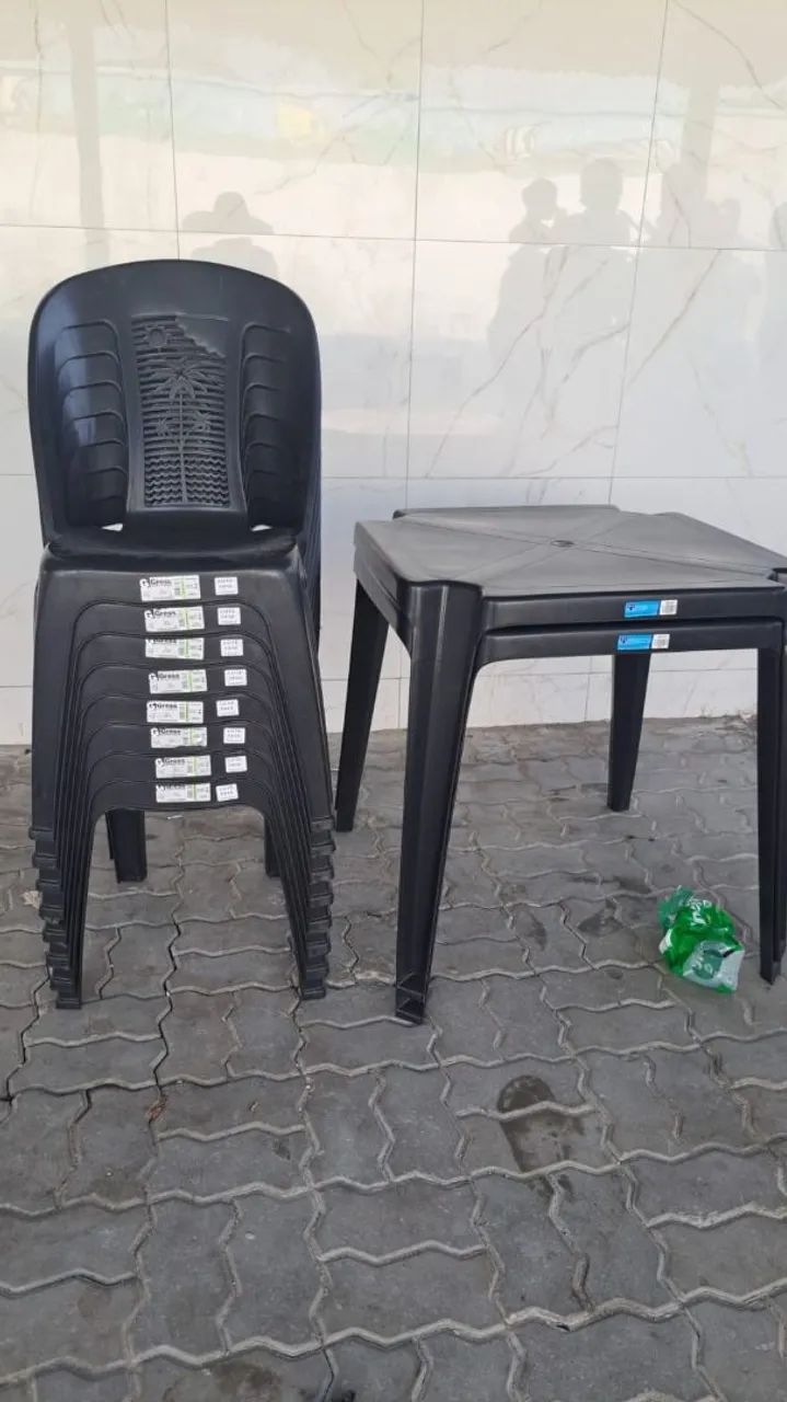 MESA PLASTICO SJE.D 6S.E X EJ.E ENTREGO HOJE  - Foto 2