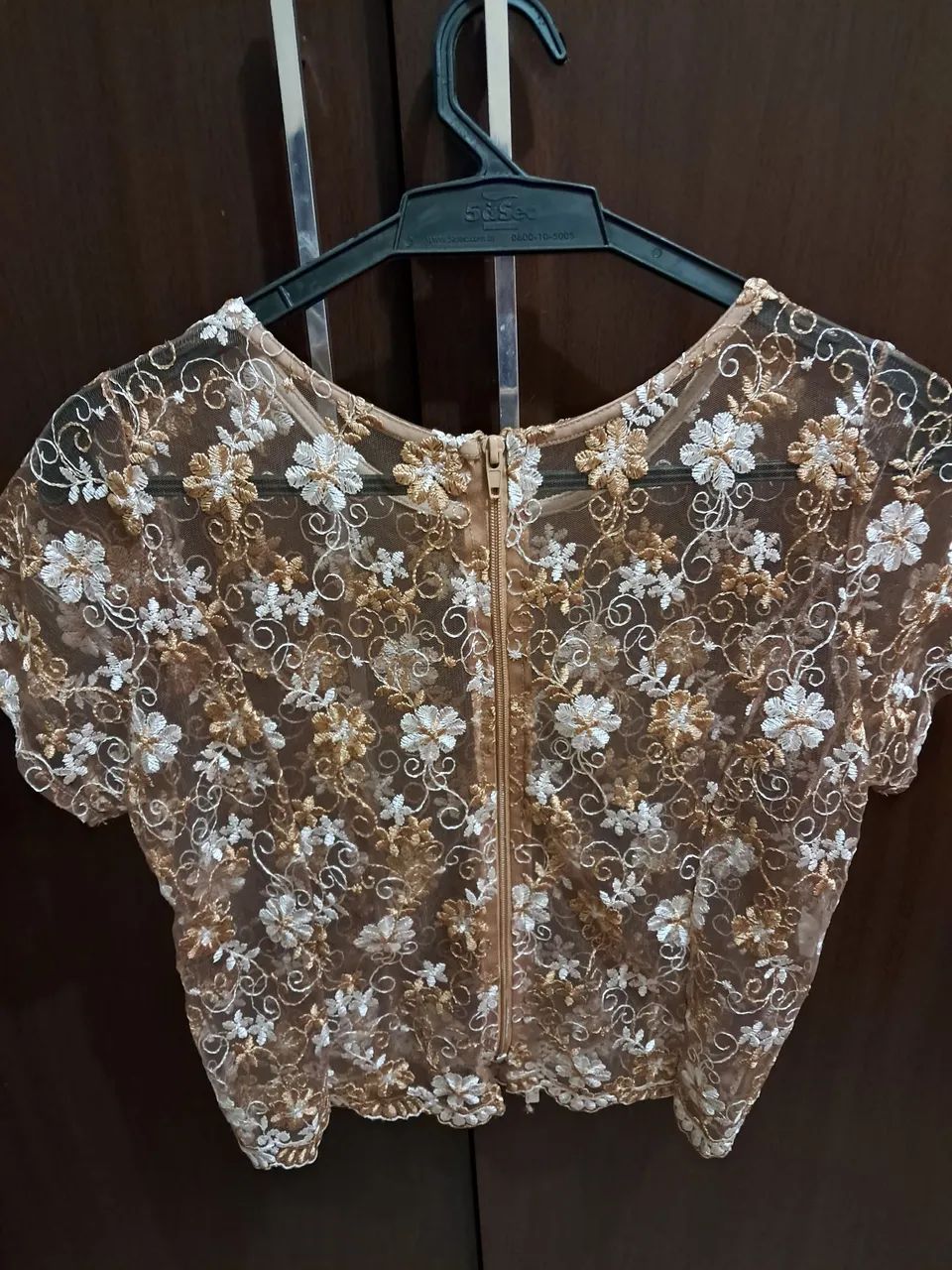 Blusa bordada floral transparente - Foto 4