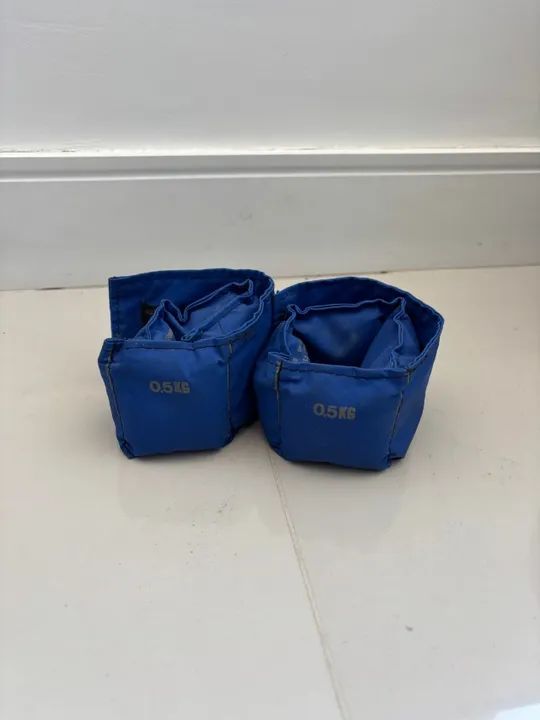 Par de Caneleiras 0,5kg cada - Foto 3