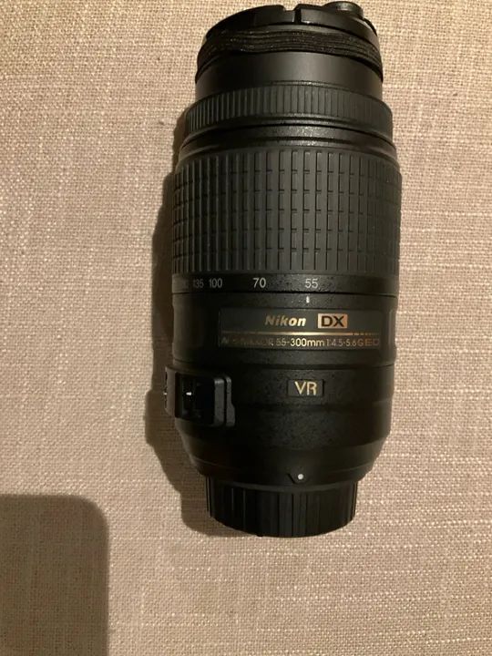 Lente Nikon AF-S Nikkor 55-300mm f/4.5-5.6G ED VR DX - Foto 2