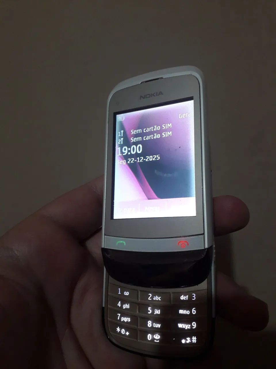 Nokia C2-03 + Carregador universal (Leia a descrição)