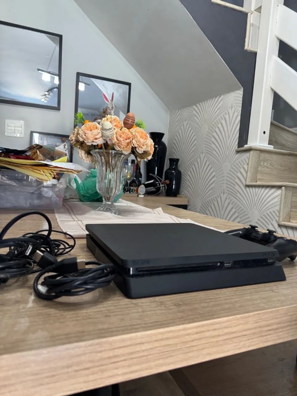 PS4 Slim 2TB + Jogo - Bem cuidado  - Foto 2