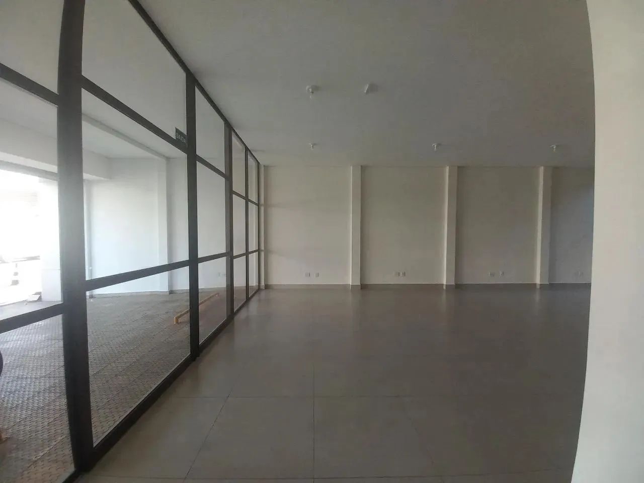 Locação de Comercial / Sala na cidade de Franca - Foto 4