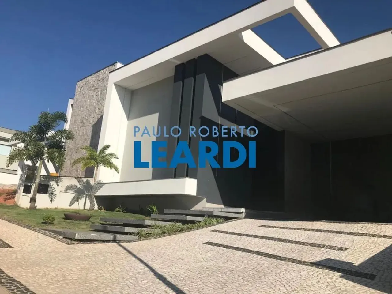 CASA EM CONDOMÍNIO - MONT ALCINO - SP