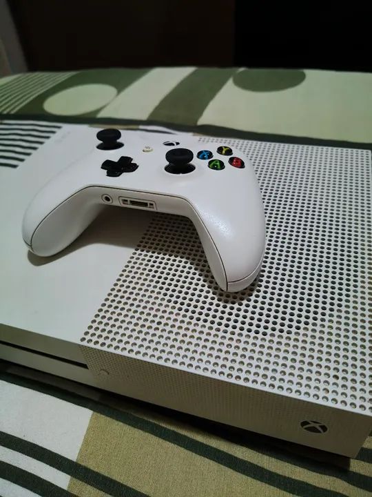 Xbox One Branco - Console de Vídeo Game