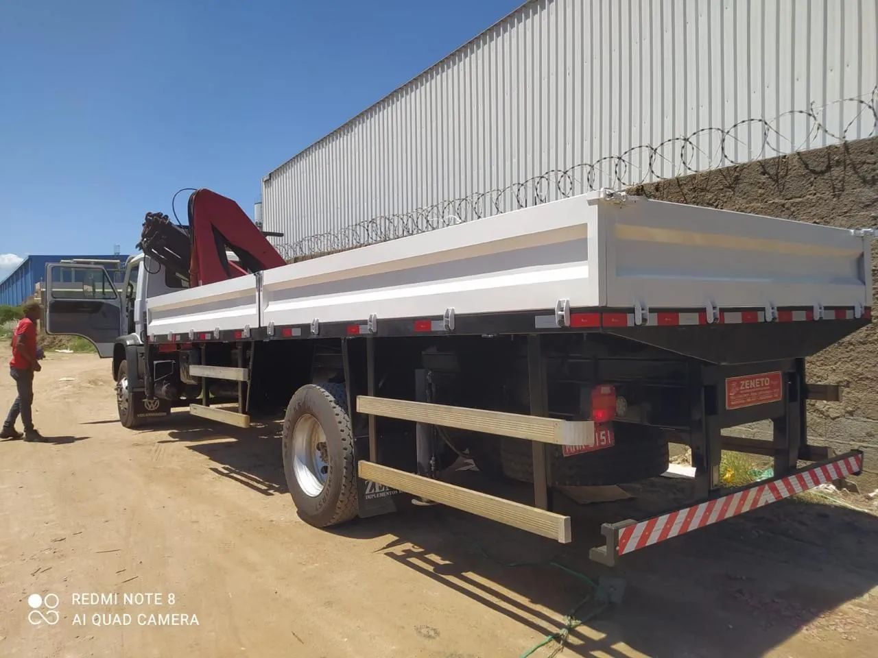 Caminhão munck VW 13-180 Worker - Ano 2008