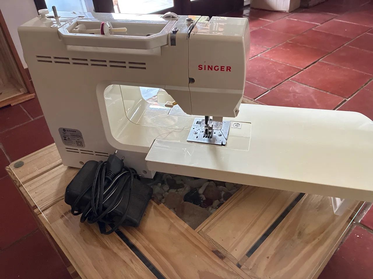 Máquina de Costura Singer Confidence Quilter - Foto 4