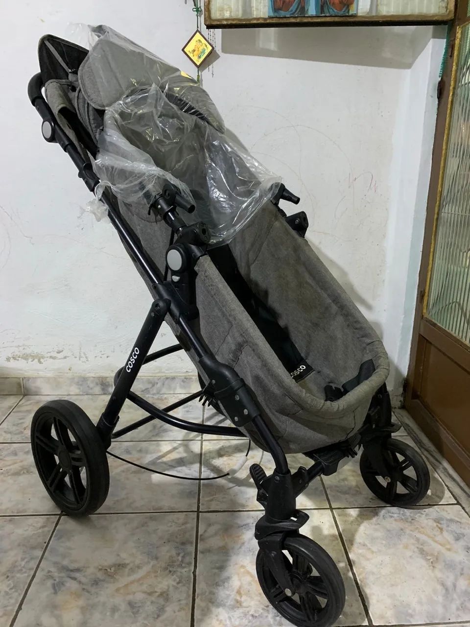 Carrinho de Bebê Poppy da Cosco Kids